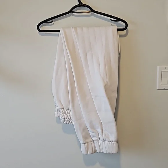 BOXRAW sweatsuit (WHITE top and bottom) - Picture 2 of 3